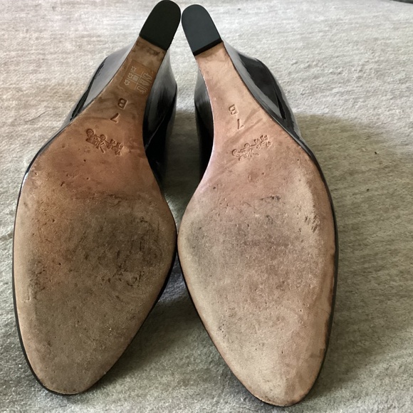 Coach Black Wedge Size 7 - Picture 6 of 9